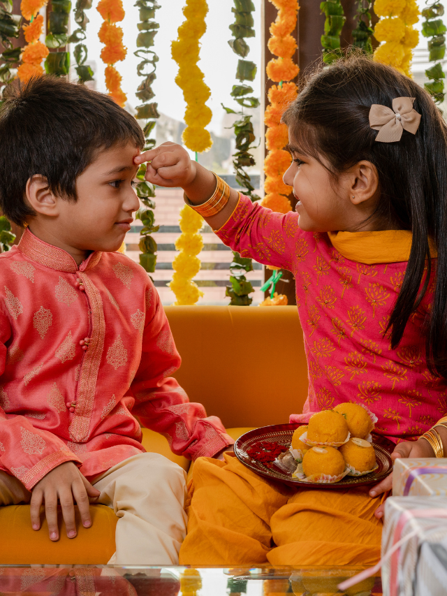 10 Top Bhai Dooj Quotes that you don’t wanna Miss!